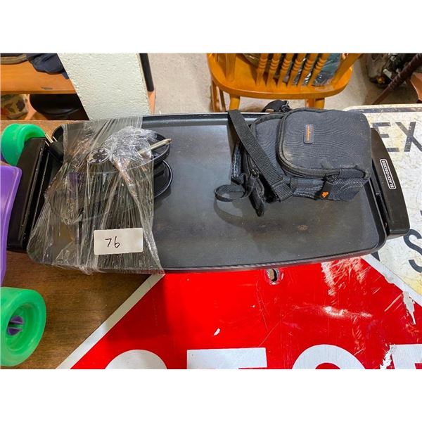 ELECTRIC KETTLE PAN AND DIGITAL CAMERA