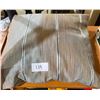 Image 1 : PILLOW