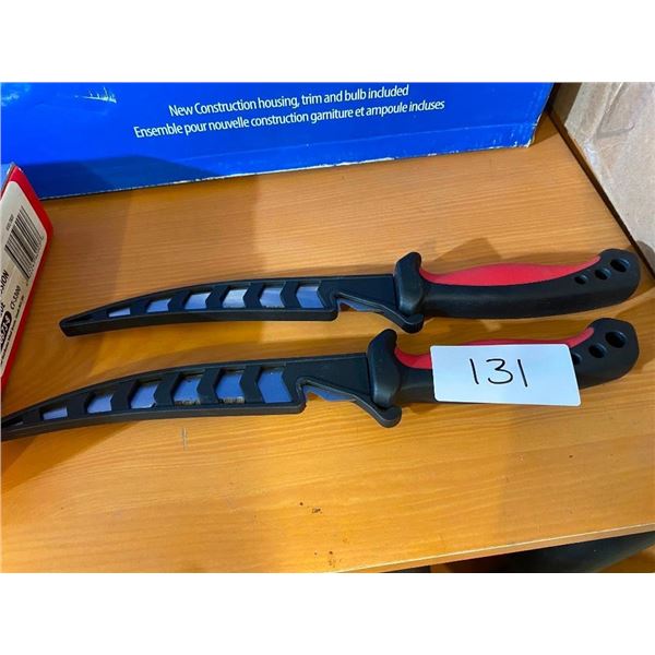 2 FILET KNIFES