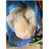 Image 1 : SHEEP SKIN MAT