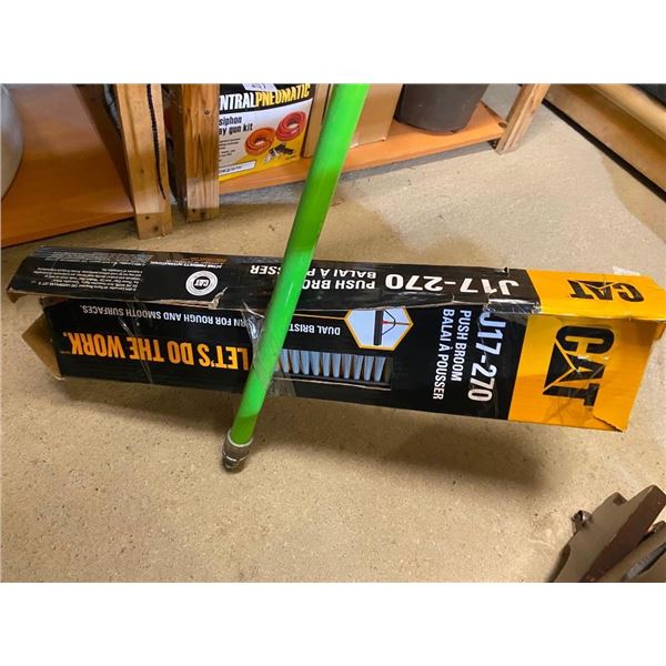 PUSH BROOM WITH HANDLE