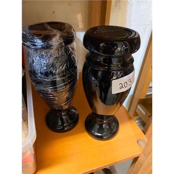 2 HUG STEM PIECES