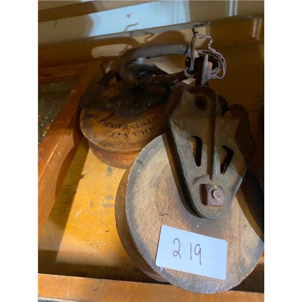2 WOODEN PULLEYS WITH METAL EYE HOOKS