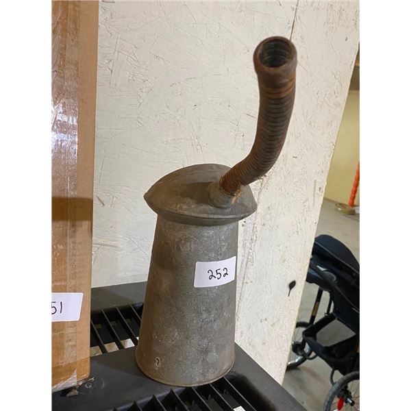 OLD METAL OIL CAN