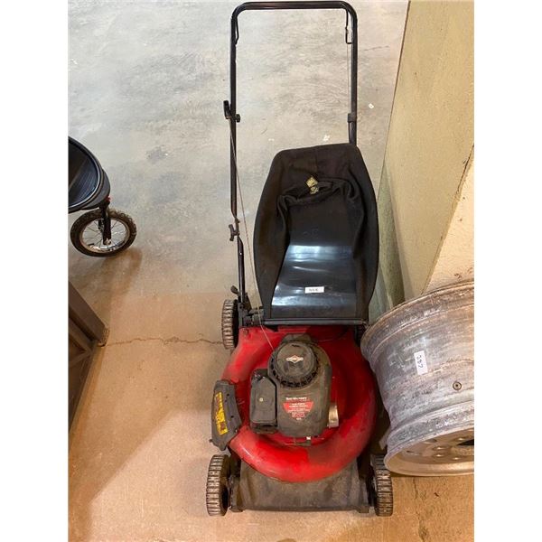 GAS PUSH MOWER WITH MULCH BAG - BRIGGS & STRATTON ENGINE