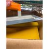 Image 2 : BOX LOT