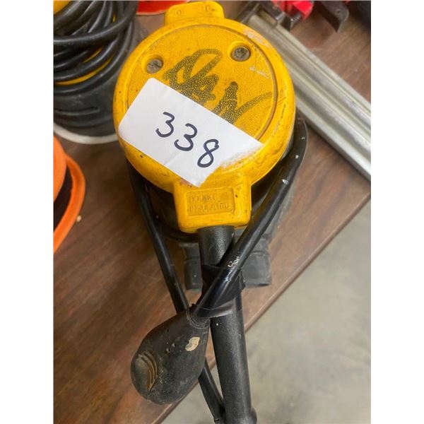 CORDED ORBITAL SANDER WITH NEW SANDING DISC
