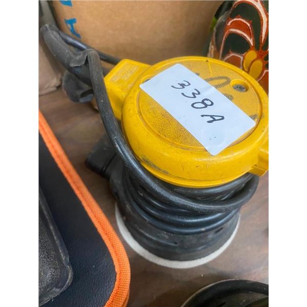 CORDED ORBITAL SANDER WITH NEW SANDING DISC