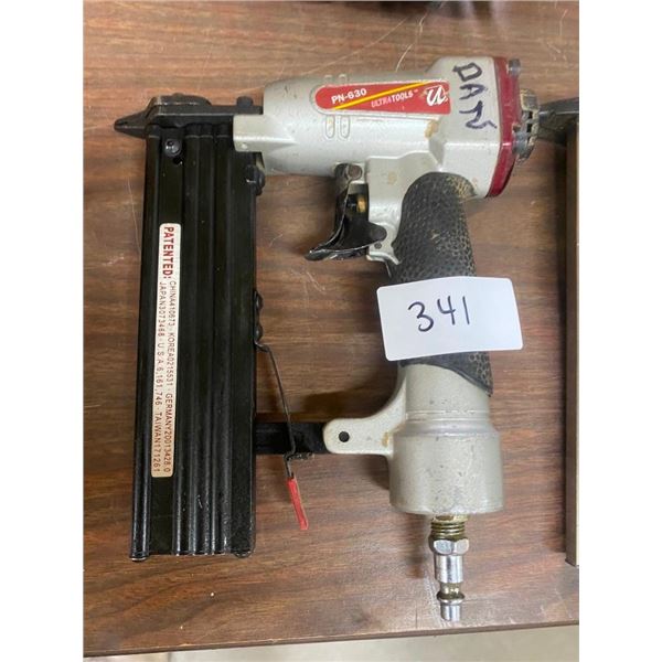 FINISH AIR NAILER