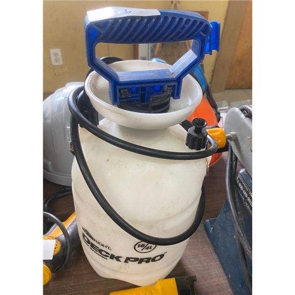 PUMP SPRAYER