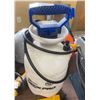 Image 1 : PUMP SPRAYER