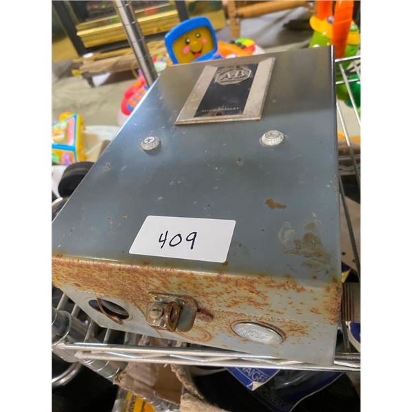 2 METAL ELECTRICAL BOXES
