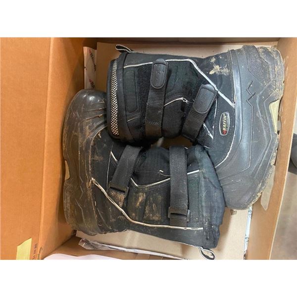 SIZE 2 BAFFIN WINTER BOOT