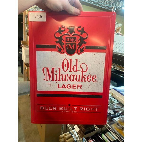 OLD MILWAUKEE LAGER SIGN