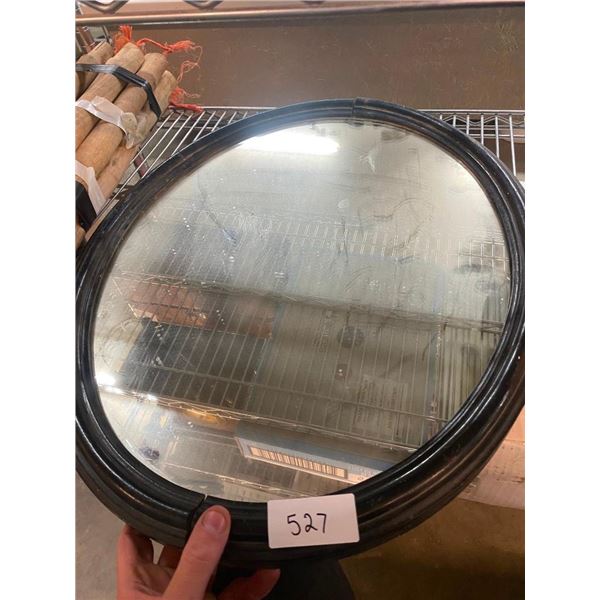 OVAL MIRROR