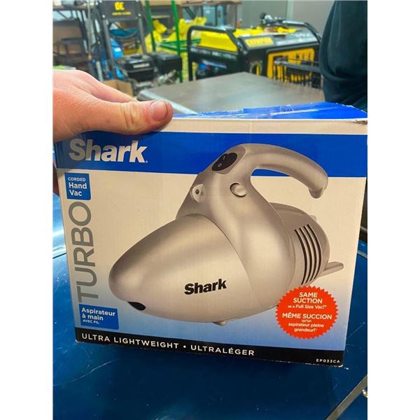 SHARK TURBO HAND VACUUM