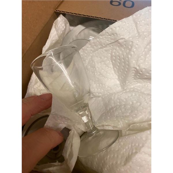 BOX LOT OF SMALL GLASS CUPS AND BOWLS