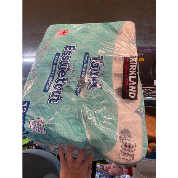 12 ROLLS OF PAPER TOWEL