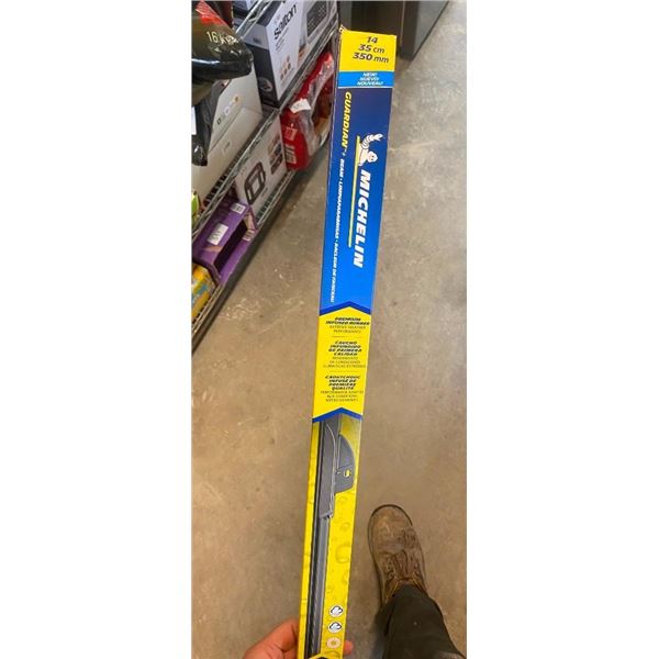 14IN MICHELIN WINDSHIELD WIPER