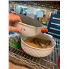 Image 1 : 2 FRIUT BOWLS