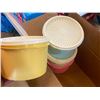 Image 1 : 4PC TUPPERWARE SET