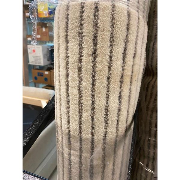 5X7FT AREA RUG