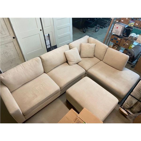 10X7FT L-SHAPED COUCH WITH OTTOMAN