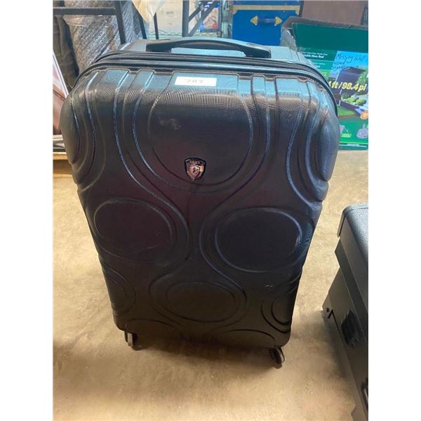 SUITCASE - COUPLE SCRATCHES