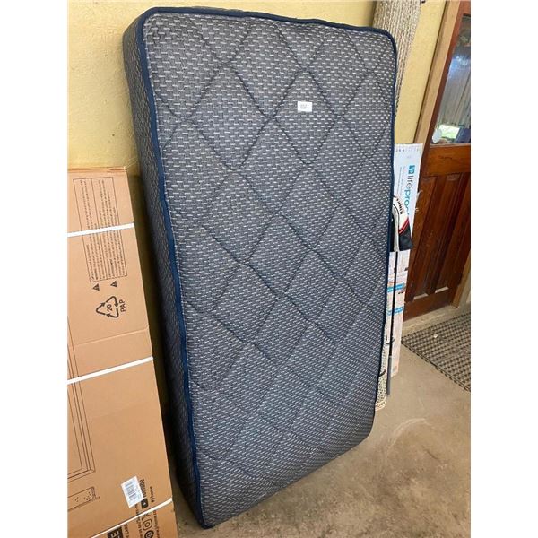 SINGLE SIZE SEALY MATTRESS