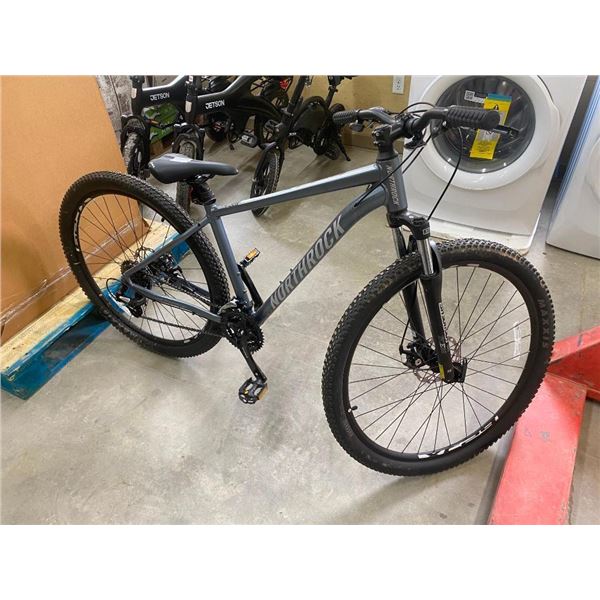 NORTHROCK VERY NICE MOUNTAIN BIKE