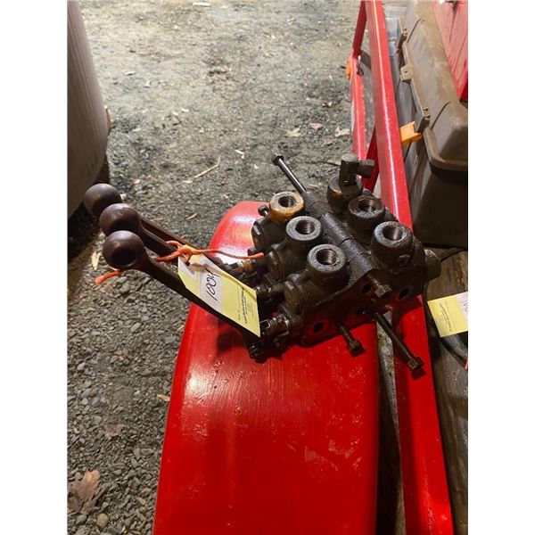 HYDRAULIC VALVE BANK CONTROL