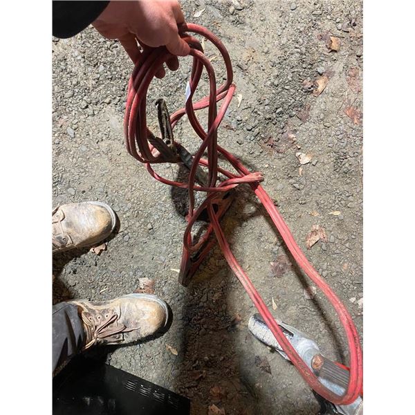 BOOSTER CABLES