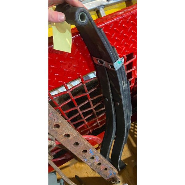 2 LEAF SPRINGS
