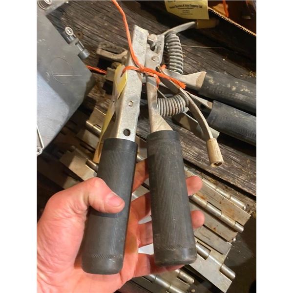4 GROUNDING CLAMPS