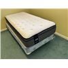 Image 1 : Single Bed