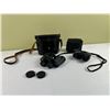 Image 1 : Binoculars
