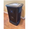 Image 1 : Aircare Pedestal Evaporative Humidifier