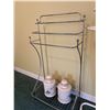 Image 3 : Bathroom Storage and Décor