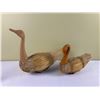 Image 3 : 2 Vintage Hand-Carved Folk Art Ducks