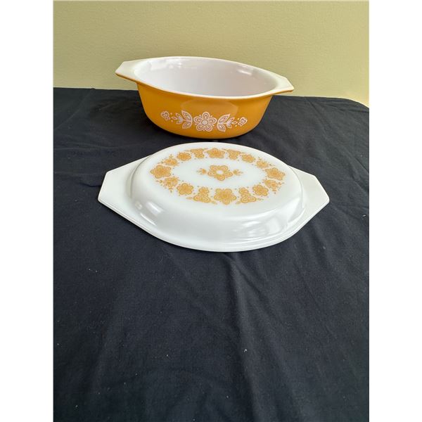 Vintage Pyrex Butterfly Gold Casserole Dish