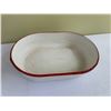 Image 3 : Vintage Enamelware Roasting Pan with lid
