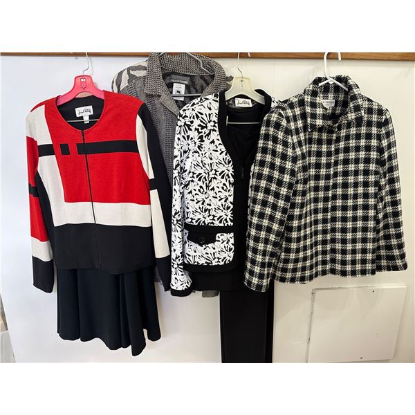 Vintage Women's Clothing