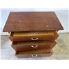 Image 2 : 3 Drawer Wood Dresser