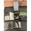 Image 1 : Assortment of Drill Bits