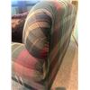 Image 4 : Love Seat with Ottoman