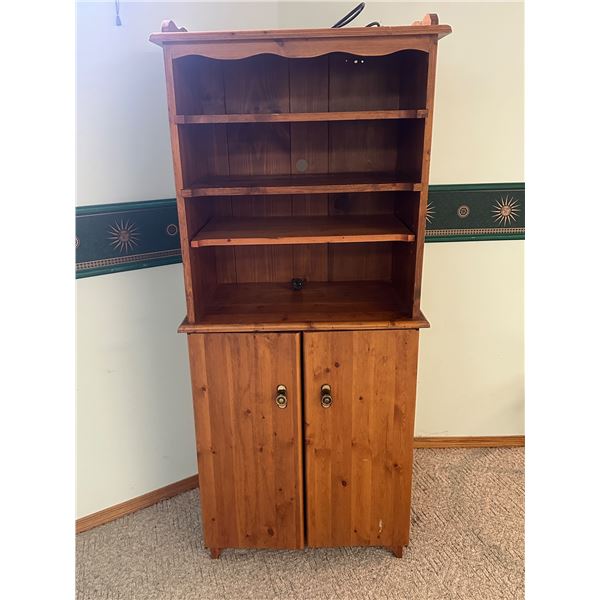 Entertainment Stand Hutch
