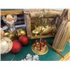 Image 3 : Christmas Decorations