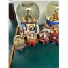 Image 2 : Christmas Snow Globes