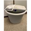 Image 1 : Royal Paper Shredder