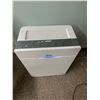 Image 1 : WINIX Air Purifier